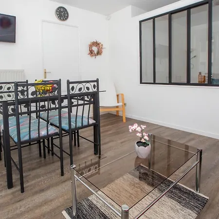 Le Chez Moi Hyper Centre Parking 3mn Gare Montigny-le-Bretonneux