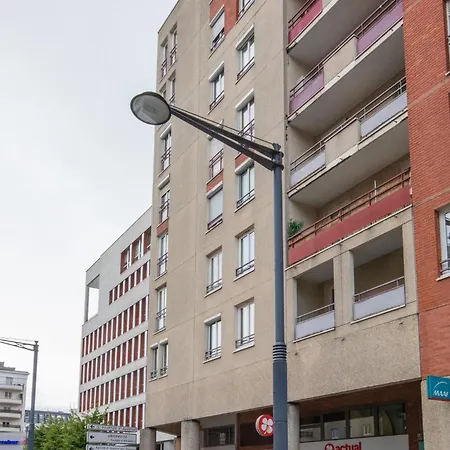 Apartment Acces Paris Cozy T2 Rerc Parking Prive